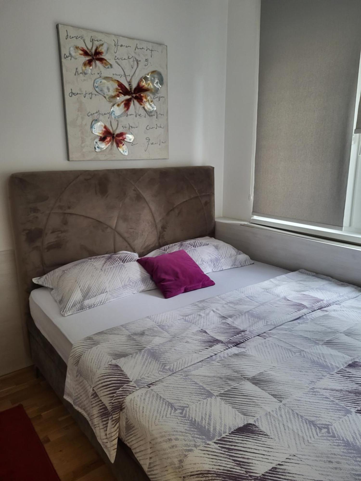 Apartment Nova Otoka Сараево Стая снимка